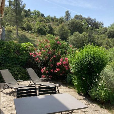 T2 Classe 2* Calme Au Coeur Du Village Provencale Gréoux-les-Bains Buitenkant foto